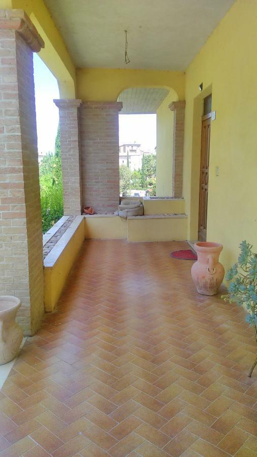 דירות Castel Ritaldi Il Girasole מראה חיצוני תמונה