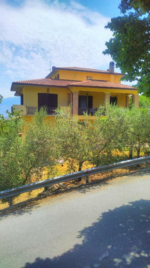 דירות Castel Ritaldi Il Girasole מראה חיצוני תמונה