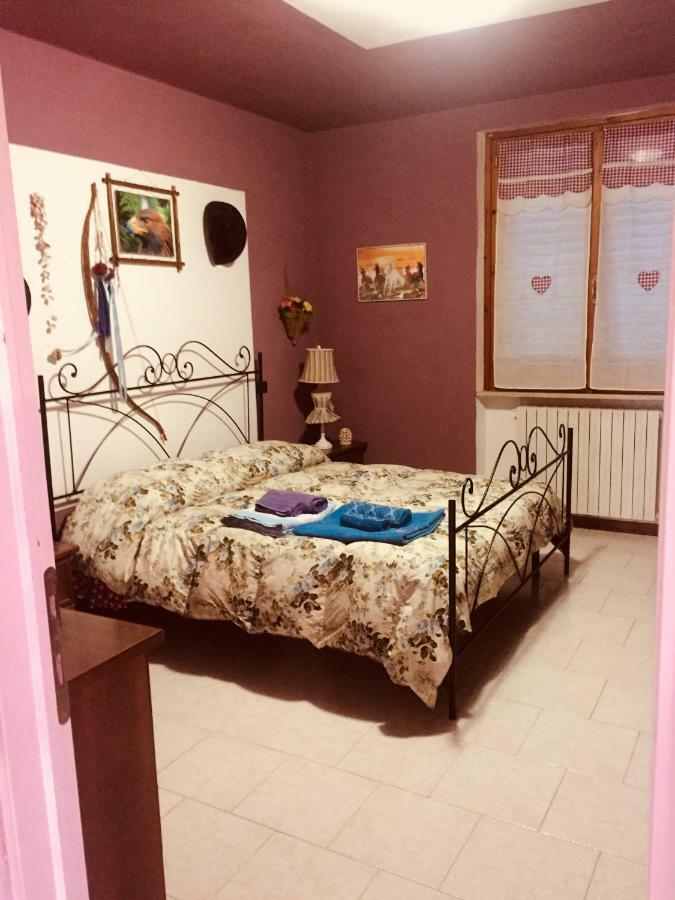 דירות Castel Ritaldi Il Girasole מראה חיצוני תמונה