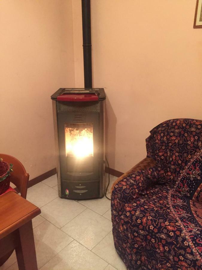 דירות Castel Ritaldi Il Girasole מראה חיצוני תמונה