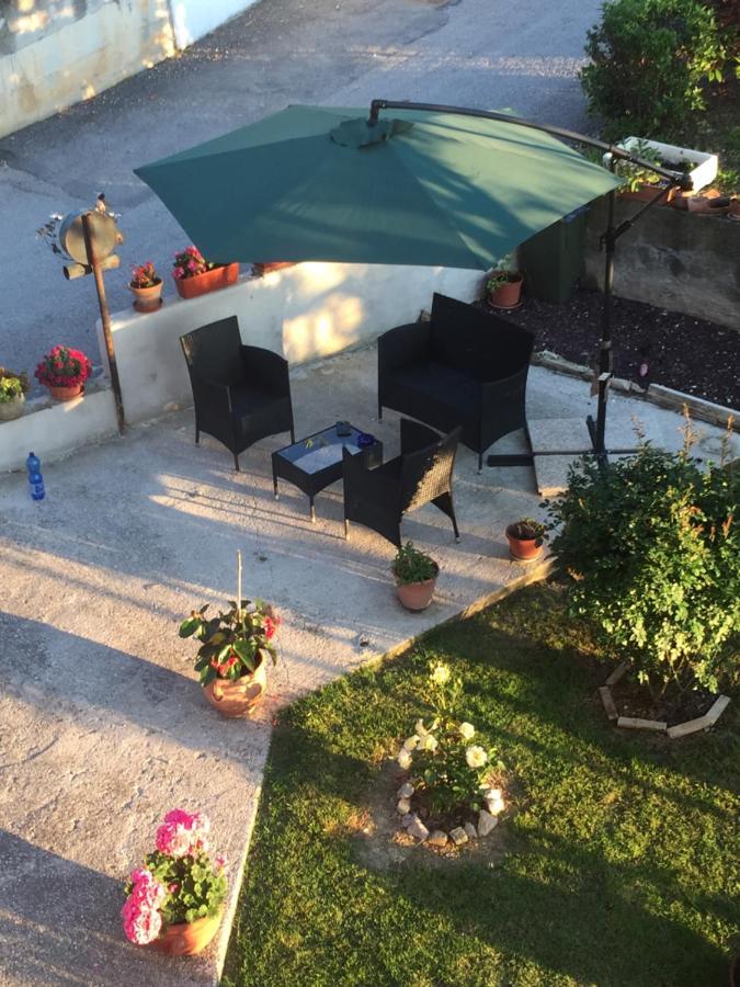 דירות Castel Ritaldi Il Girasole מראה חיצוני תמונה